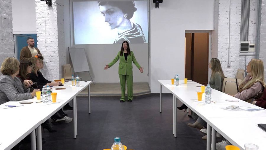 Семинар в бизнес-лаборатории Центра женского предпринимательства