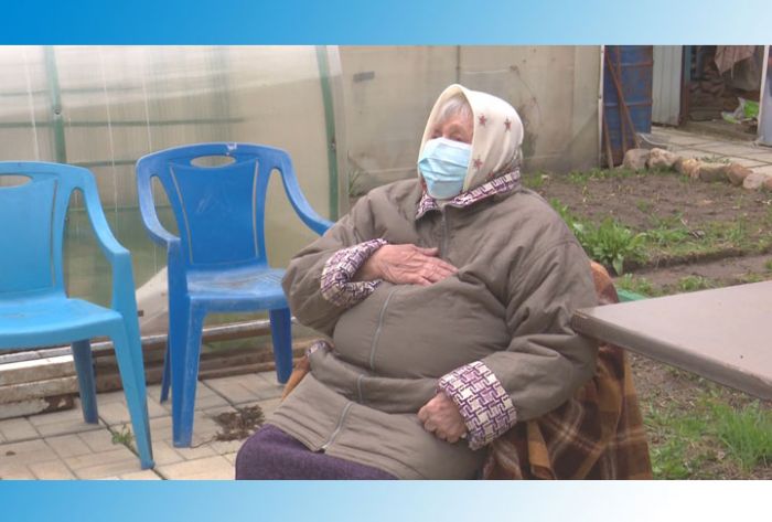 Со слезами на глазах