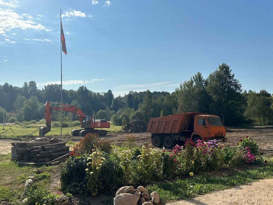 Стадион на Ферме. Реконструкция завершается?