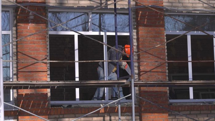 Капитальный ремонт продолжается в 8-ой школе