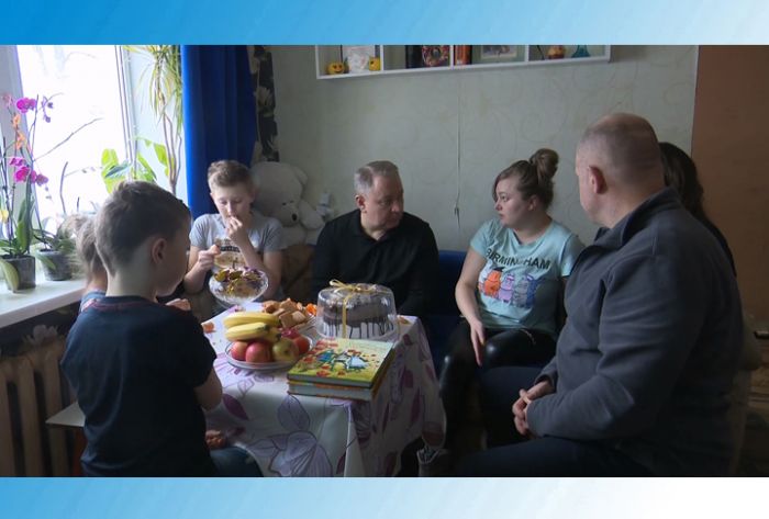 Многодетная семья мобилизованного принимала гостей