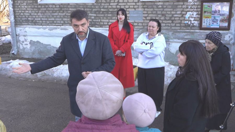 &laquo;Специальный репортаж&raquo;. Жители деревни Репихово пообщались с властями