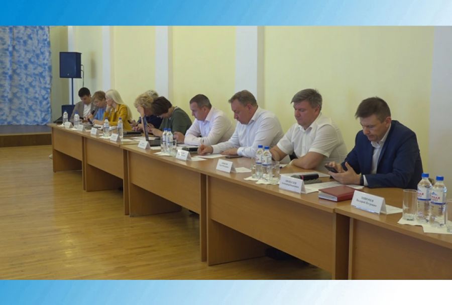 Михаил Токарев и сотрудники администрации ответили на вопросы сергиевопосадцев