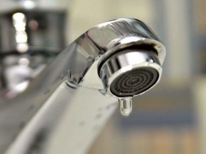 На ул. Чайковского ведутся ремонтные работы на сетях холодного водоснабжения