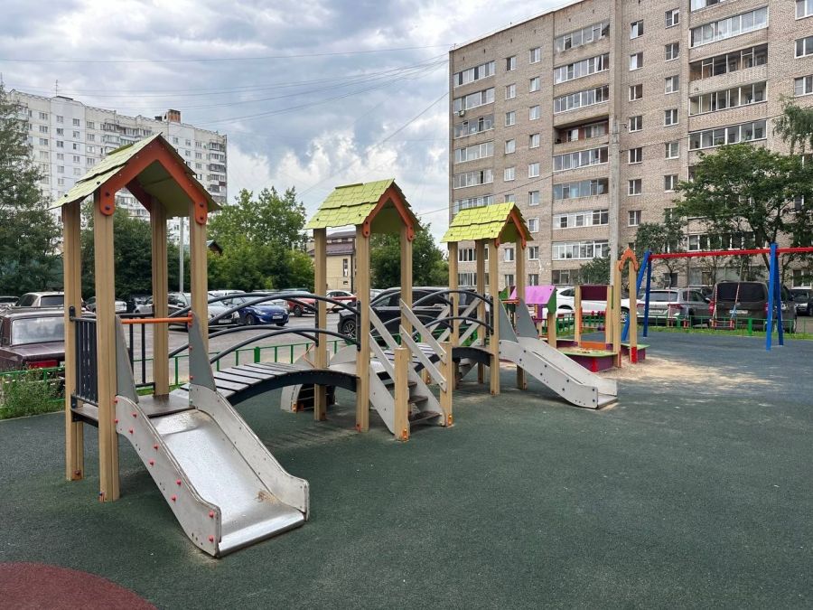 Детские площадки необходимо привести в порядок