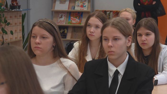 &laquo;Уроки мужества&raquo; прошли в школах СПГО в День полного освобождения Ленинграда от фашистской блокады