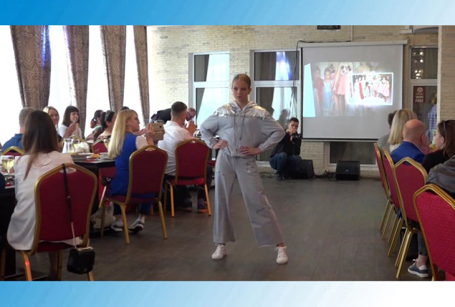 Новинки сезона представили на модном показе