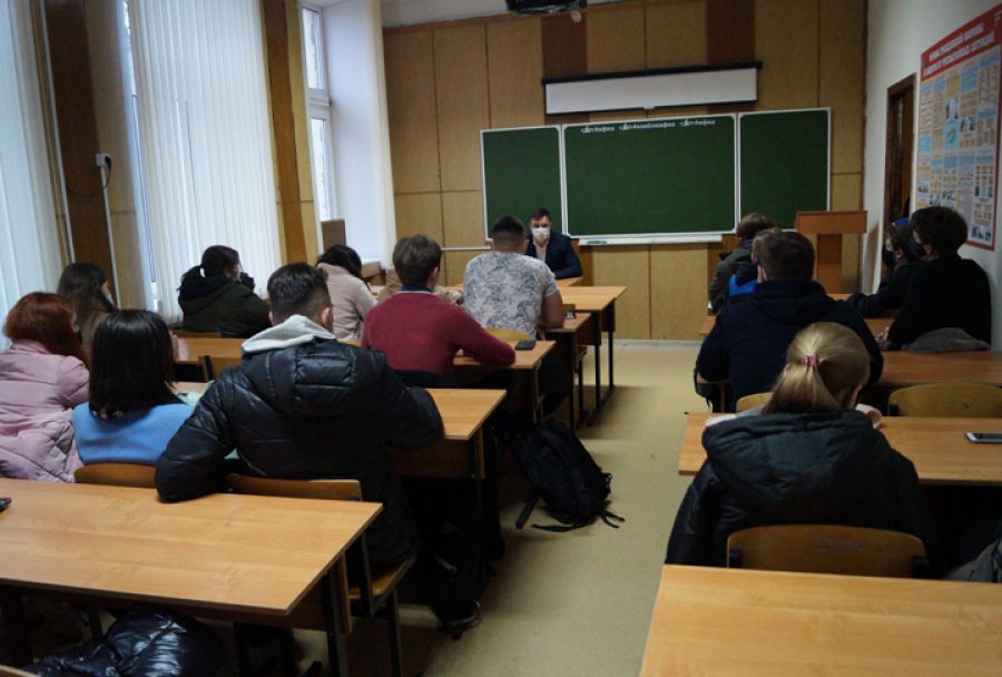 Сотрудники УМВД совместно с общественниками провели акцию «Цени свою жизнь»