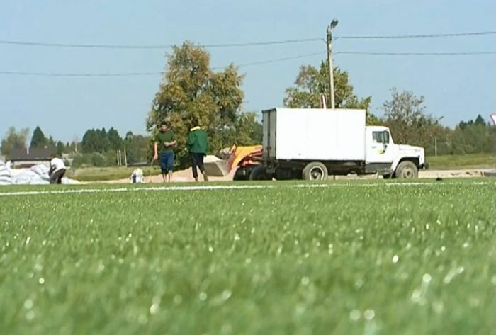 Сергей Пахомов проинспектировал строительство стадиона в г.Хотьково