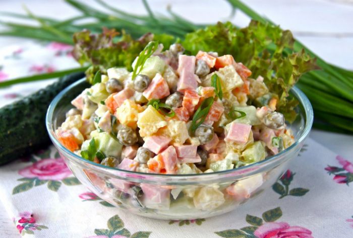 Медики советуют на Новый год порадовать гостей &laquo;здоровым&raquo; салатом