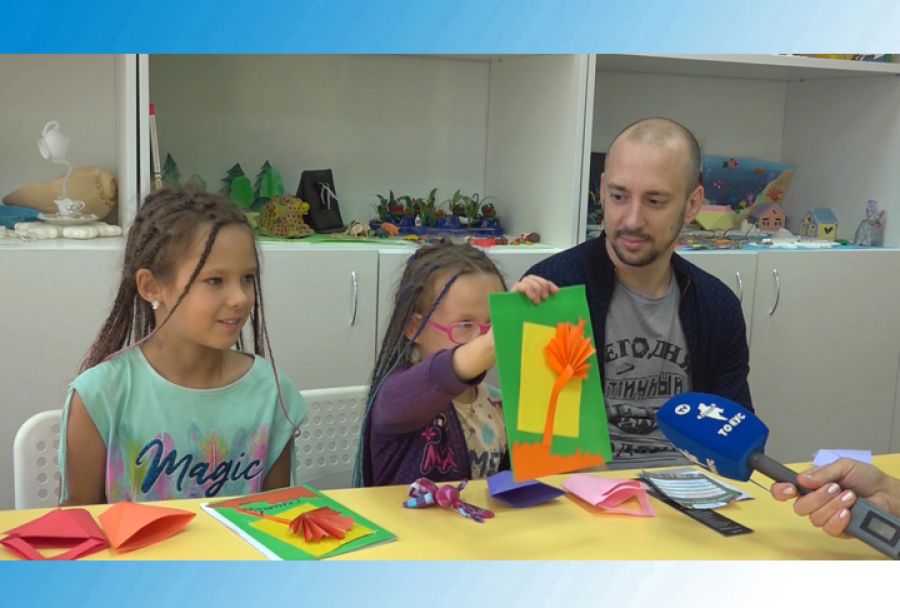 Перед школой &ndash; в Детскую библиотеку