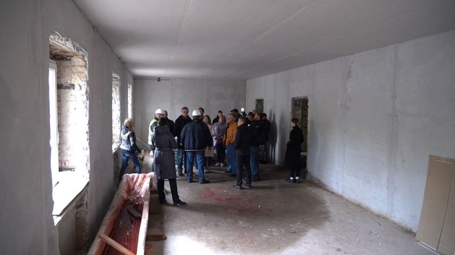 В Пересвете продолжается ремонт музыкальной школы