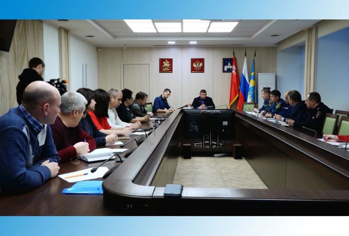 Зимние праздники без происшествий - задача комиссии по ЧС