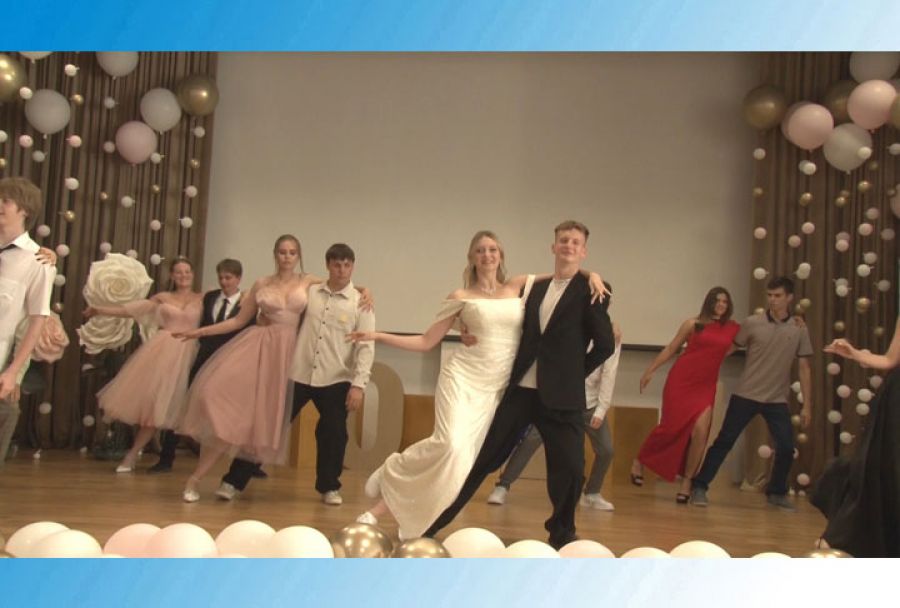 Выпускной школы №4