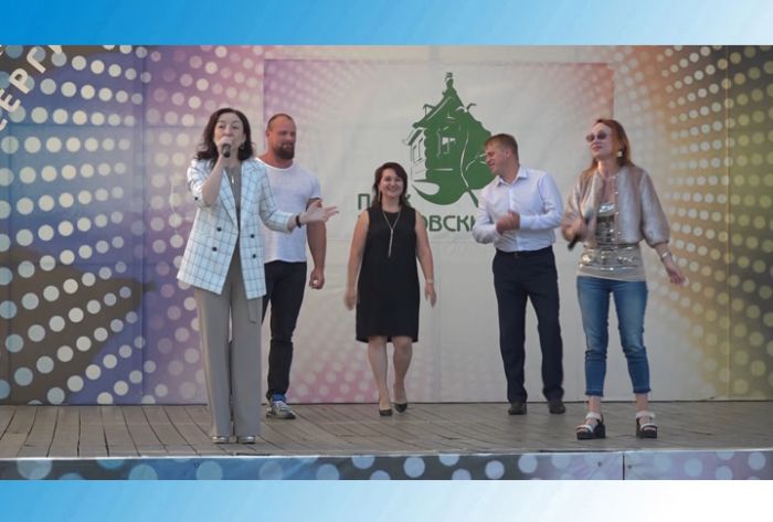 Летняя эстрада в Парке &laquo;Покровский&raquo;. Часть 5