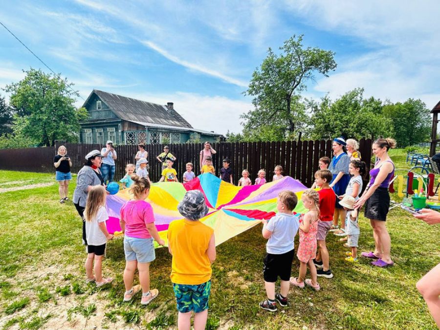 В деревне Чарково прошёл яркий праздник для детей