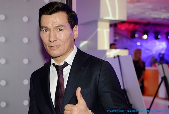 Путин назначил кикбоксера врио главы Калмыкии