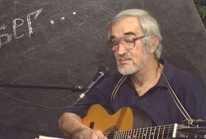 Георгий ТОЛСТОВ
