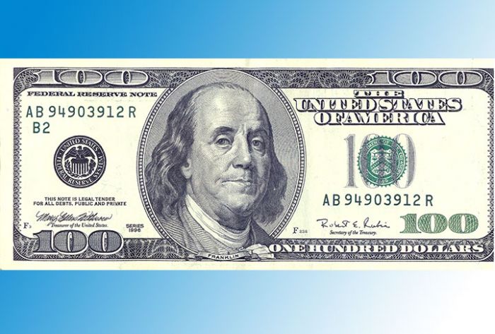 Доллар впервые достиг 69 рублей с 2016 года