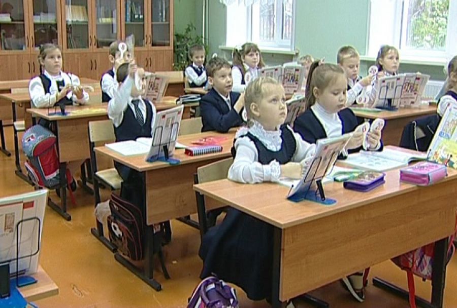 В Госдуме предложили унифицировать школьные программы