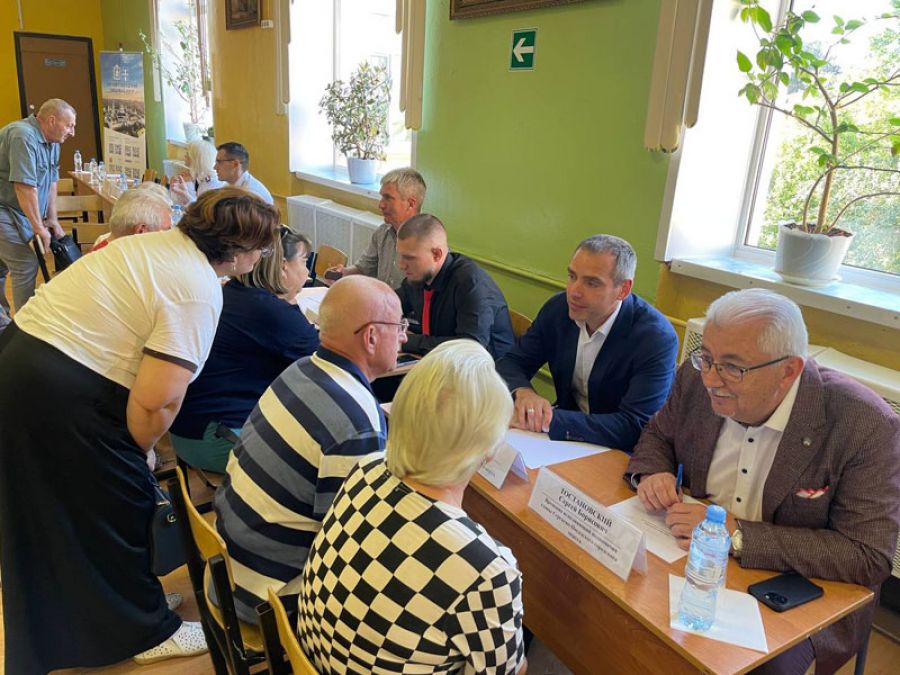 &laquo;Выездная администрация&raquo; - в школе №19