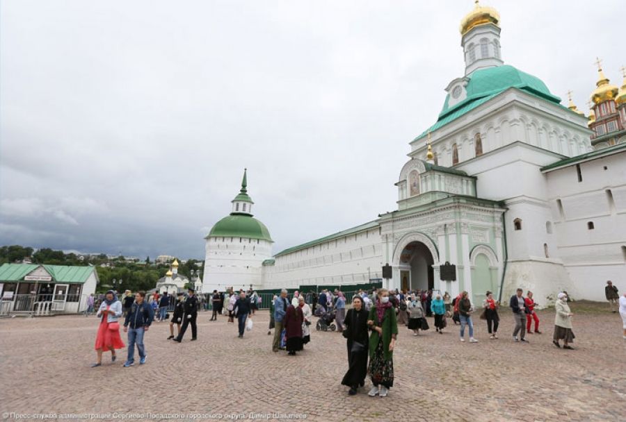 Андрей Воробьев призвал инвестировать в отели в Сергиевом Посаде