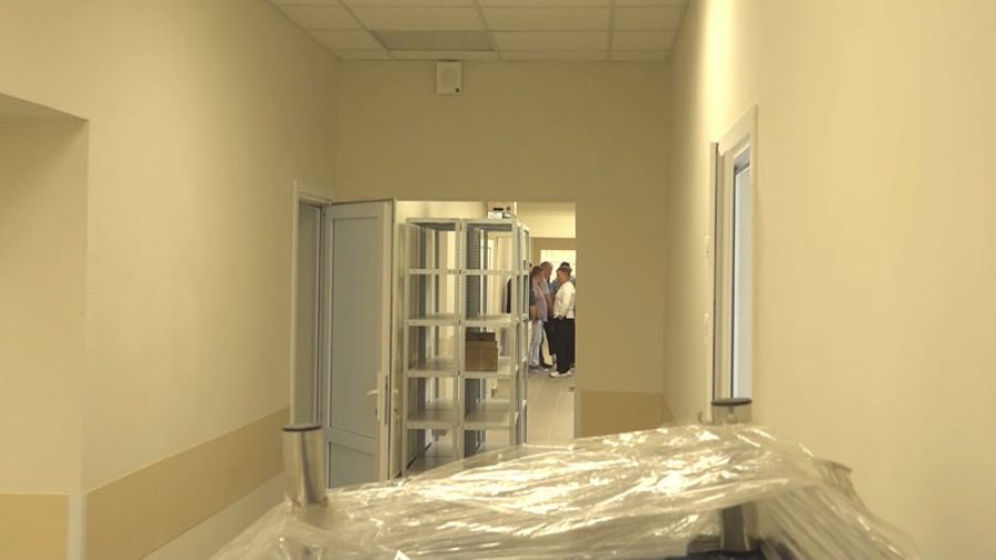 Депутаты контролируют ход работ в отделении амбулаторной онкологической помощи