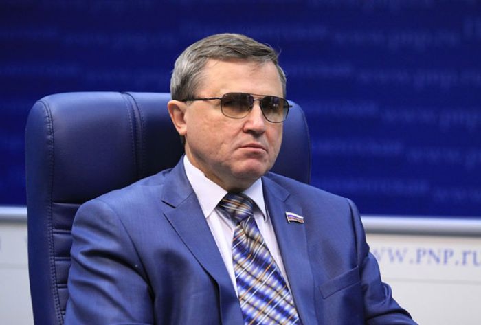 Олег Смолин: Политическая элита страны сделала выбор