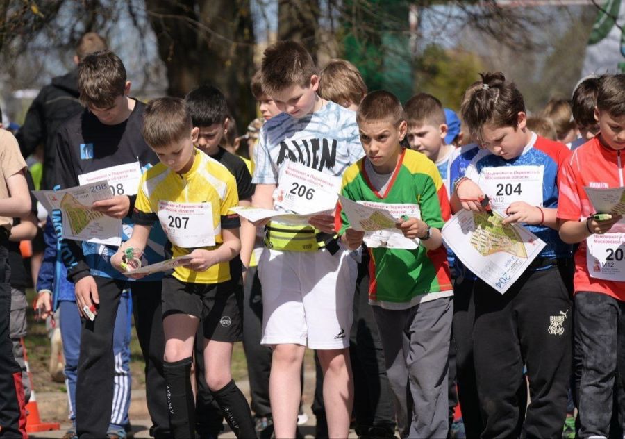 Чемпионат по спортивному ориентированию прошёл в Хотьково