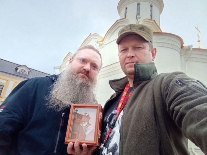 Денис Ахромкин отправился в очередную гуманитарную поездку на Донбасс