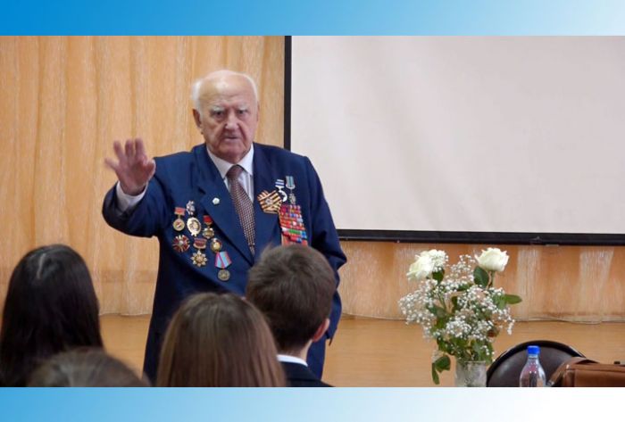 Пётр Червоненко рассказал детям о великодушии русских воинов