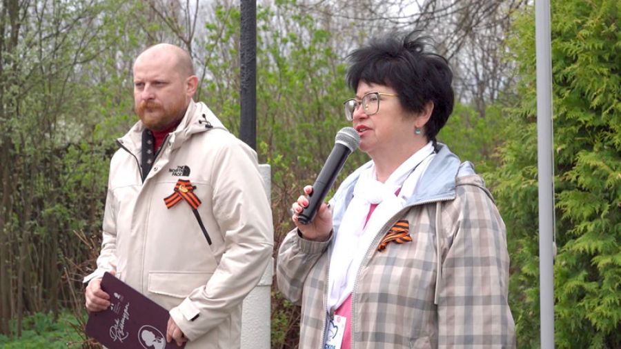 Торжественный митинг в деревне Быково