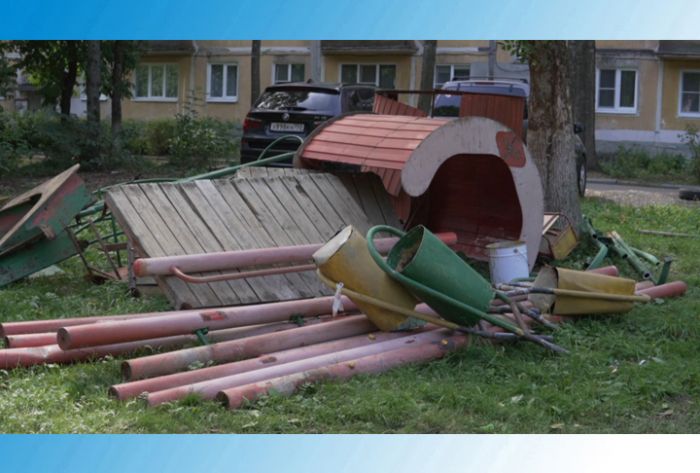 Новая детская площадка на улице Дружбы