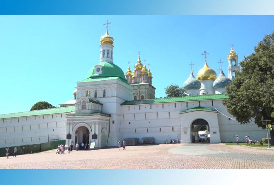 По случаю 800-летия Александра Невского в Троице-Сергиеву Лавру привозили ковчег с мощами святого