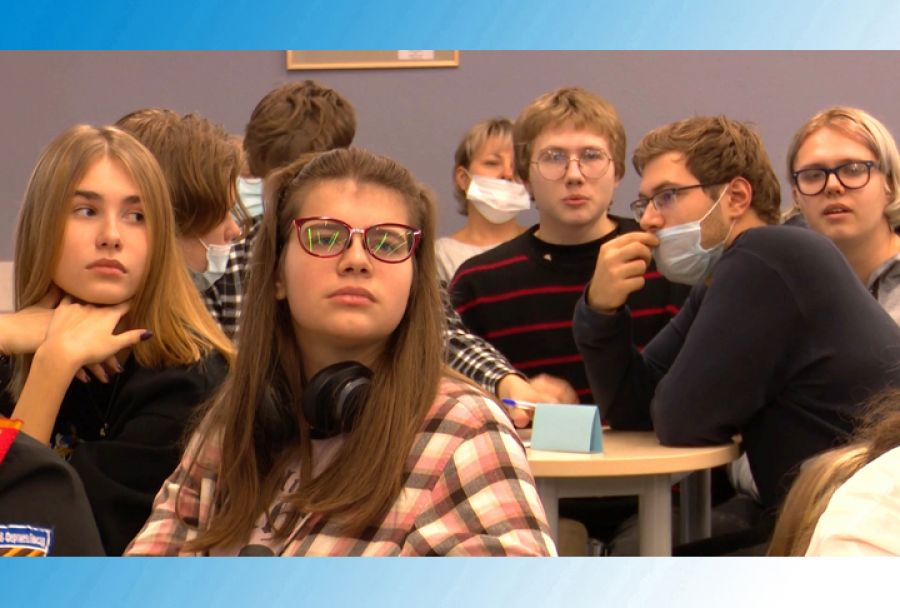 Знатоки Радонежского края собрались в библиотеке Горловского