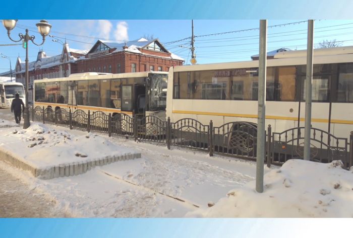 ДТП у Белого пруда затруднило движение транспорта