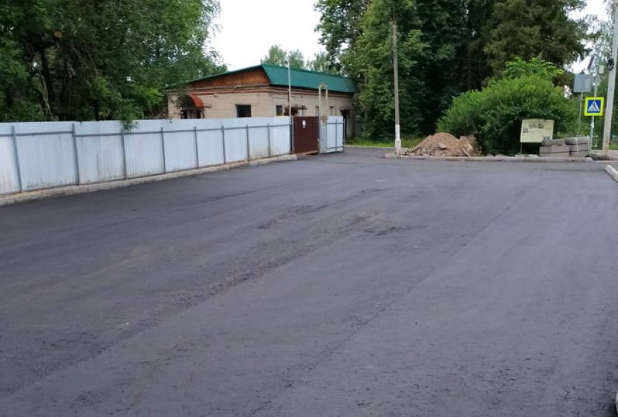 Парковка у Хотьковской школы-интерната готова!