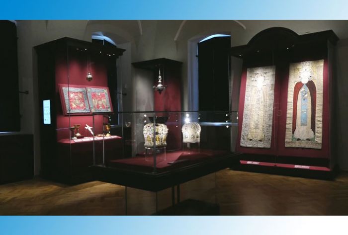 Ризница Троице-Сергиевой Лавры начала приём посетителей