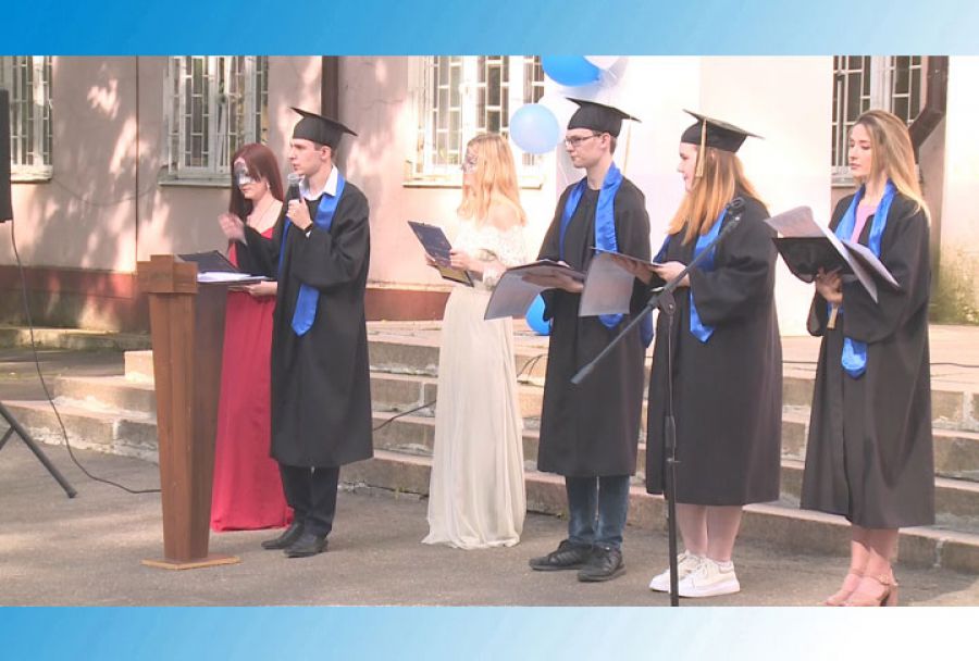 Выпускники МФЮА получили дипломы